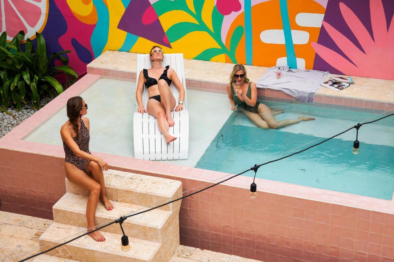 Wynwood Boutique Hotel Willemstad Exterior photo